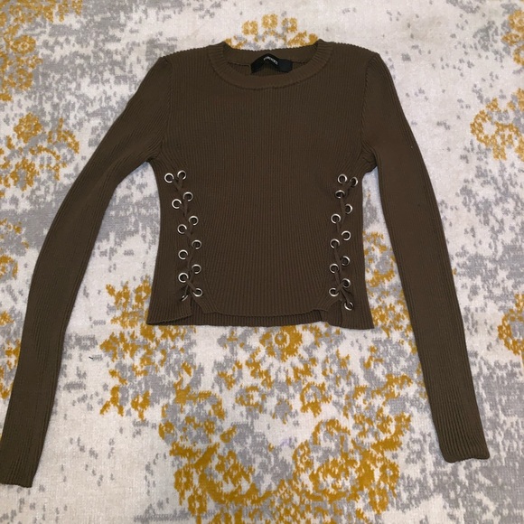 Forever 21 crop top - Picture 2 of 3